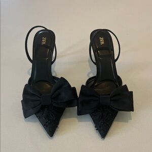 Zara Black Pointed Toe Bow Slingback Heels